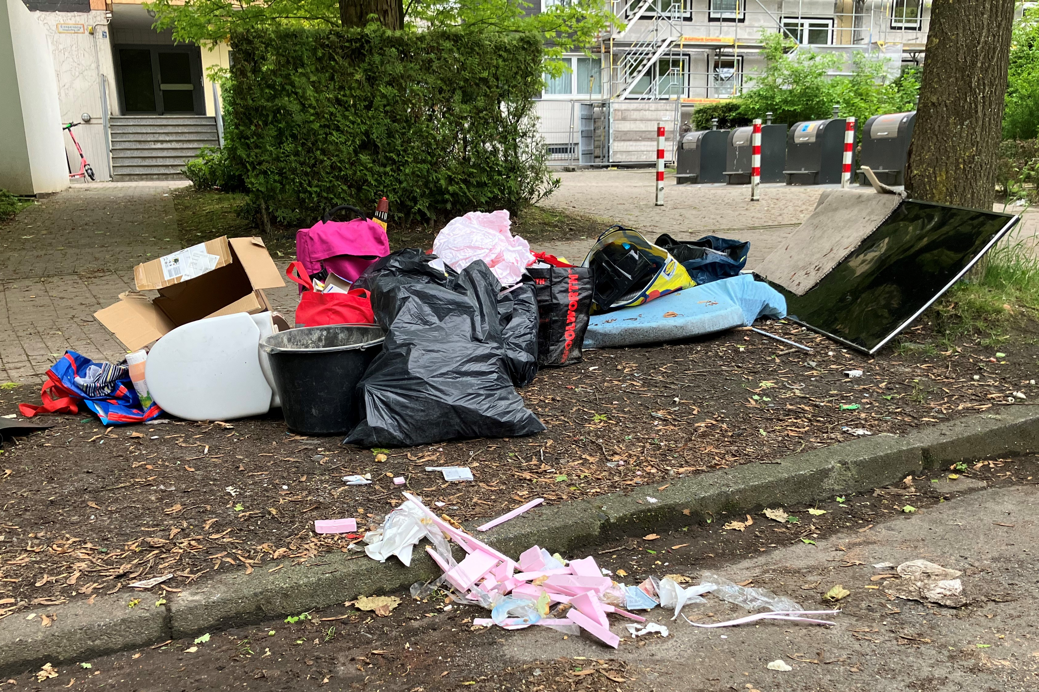 Abfall am Straßenrand