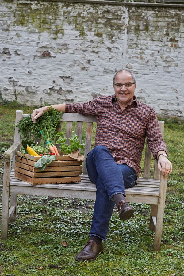 Portraitfoto von Helmut Gote
